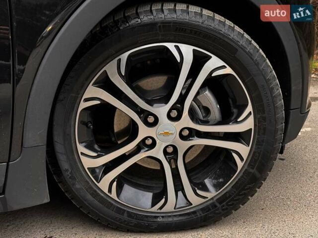 Черный Шевроле Bolt EV, объемом двигателя 0 л и пробегом 47 тыс. км за 16600 $, фото 8 на Automoto.ua