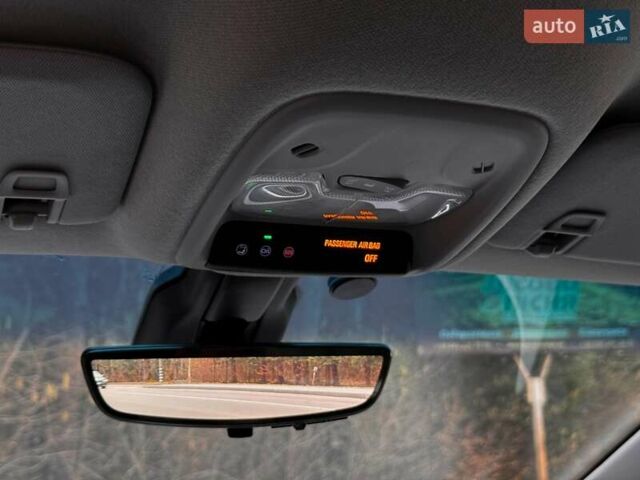 Черный Шевроле Bolt EV, объемом двигателя 0 л и пробегом 47 тыс. км за 16600 $, фото 25 на Automoto.ua
