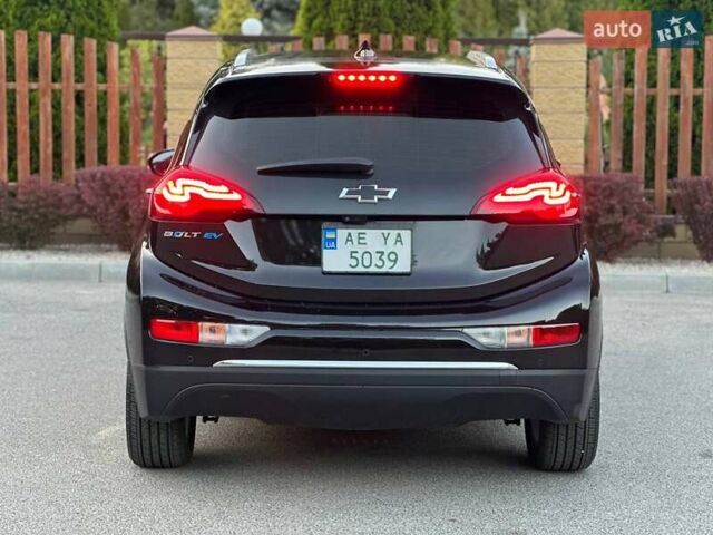 Черный Шевроле Bolt EV, объемом двигателя 0 л и пробегом 74 тыс. км за 16200 $, фото 6 на Automoto.ua