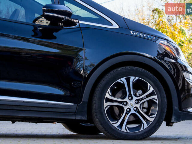 Черный Шевроле Bolt EV, объемом двигателя 0 л и пробегом 85 тыс. км за 17200 $, фото 5 на Automoto.ua