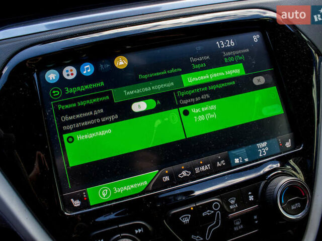 Черный Шевроле Bolt EV, объемом двигателя 0 л и пробегом 84 тыс. км за 18900 $, фото 60 на Automoto.ua