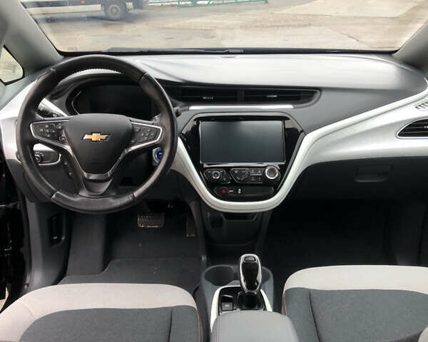 Черный Шевроле Bolt EV, объемом двигателя 0 л и пробегом 54 тыс. км за 15000 $, фото 12 на Automoto.ua