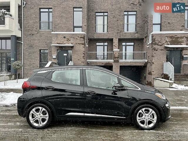 Черный Шевроле Bolt EV, объемом двигателя 0 л и пробегом 21 тыс. км за 17900 $, фото 3 на Automoto.ua