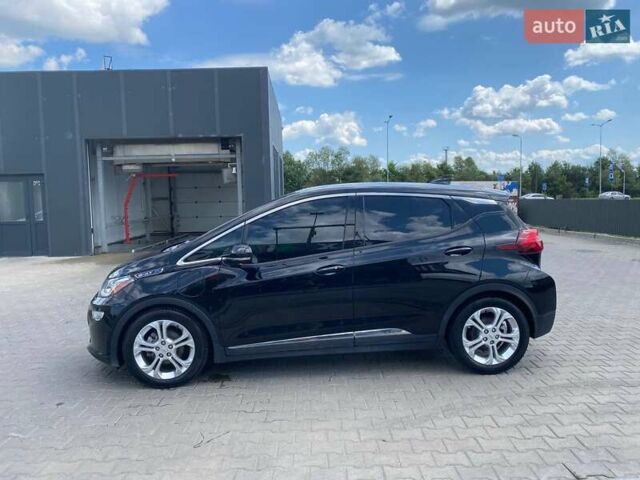 Черный Шевроле Bolt EV, объемом двигателя 0 л и пробегом 50 тыс. км за 12900 $, фото 3 на Automoto.ua