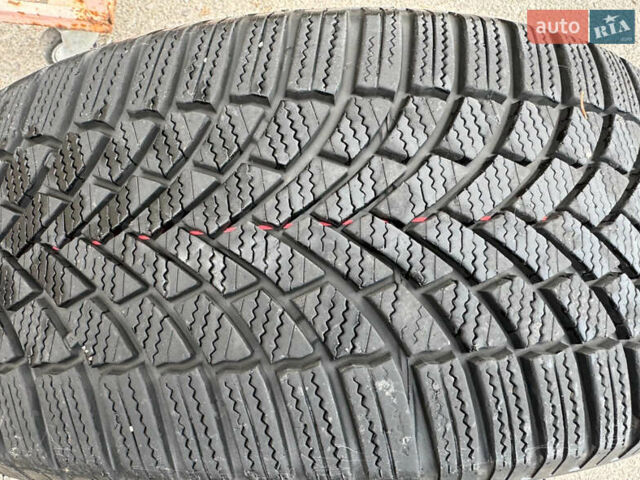 Черный Шевроле Bolt EV, объемом двигателя 0 л и пробегом 18 тыс. км за 18500 $, фото 5 на Automoto.ua