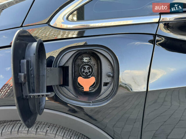 Черный Шевроле Bolt EV, объемом двигателя 0 л и пробегом 18 тыс. км за 18500 $, фото 56 на Automoto.ua