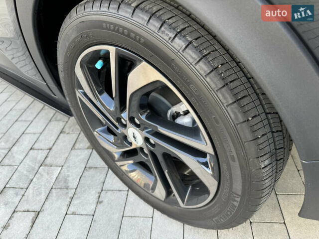 Черный Шевроле Bolt EV, объемом двигателя 0 л и пробегом 18 тыс. км за 18500 $, фото 41 на Automoto.ua