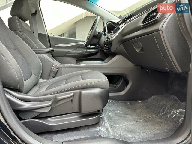 Черный Шевроле Bolt EV, объемом двигателя 0 л и пробегом 18 тыс. км за 18500 $, фото 28 на Automoto.ua