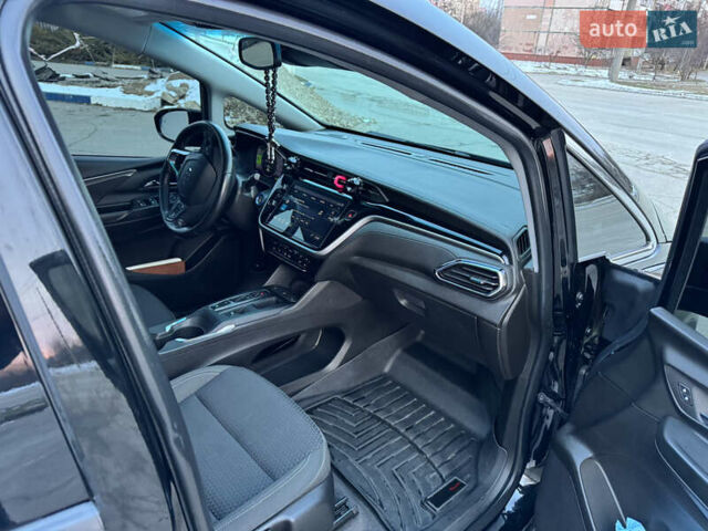 Черный Шевроле Bolt EV, объемом двигателя 0 л и пробегом 22 тыс. км за 19000 $, фото 8 на Automoto.ua