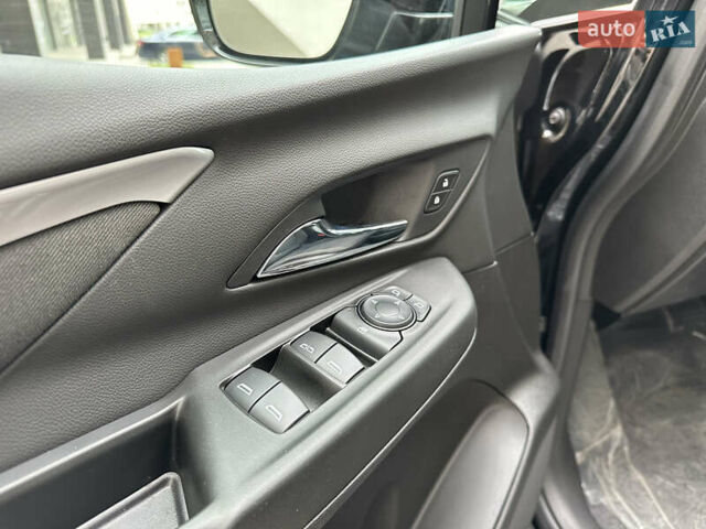 Черный Шевроле Bolt EV, объемом двигателя 0 л и пробегом 18 тыс. км за 18500 $, фото 7 на Automoto.ua