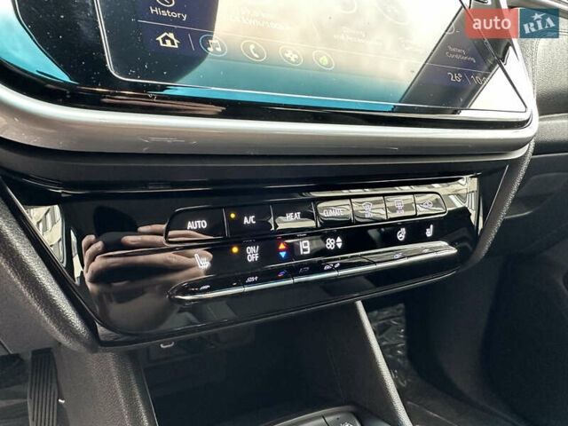 Черный Шевроле Bolt EV, объемом двигателя 0 л и пробегом 18 тыс. км за 18500 $, фото 14 на Automoto.ua