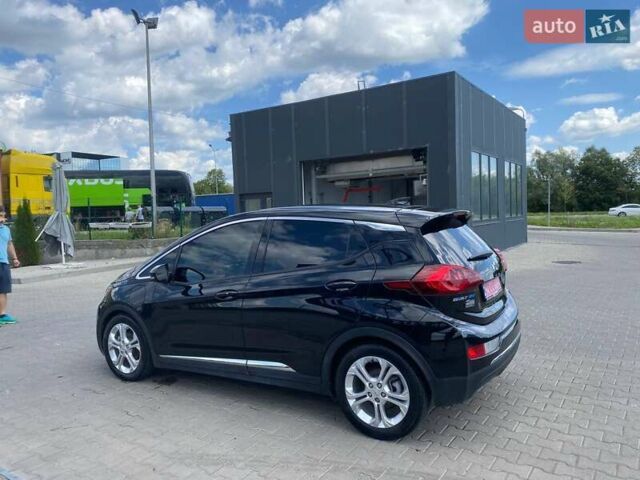 Черный Шевроле Bolt EV, объемом двигателя 0 л и пробегом 50 тыс. км за 12900 $, фото 4 на Automoto.ua