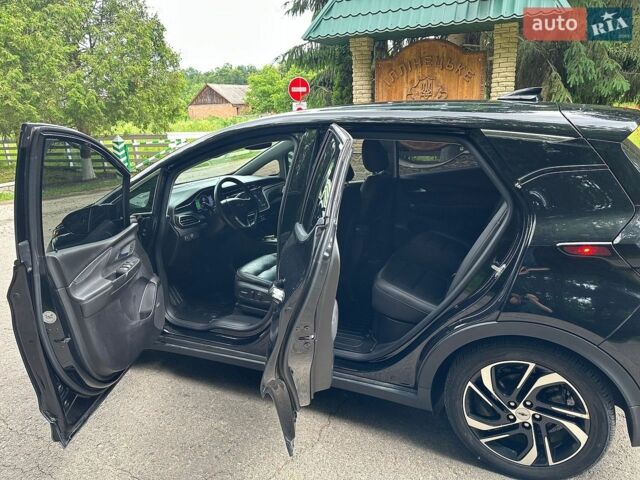 Черный Шевроле Bolt EV, объемом двигателя 0 л и пробегом 109 тыс. км за 17200 $, фото 5 на Automoto.ua