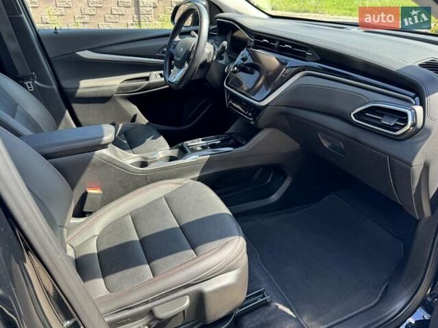 Черный Шевроле Bolt EV, объемом двигателя 0 л и пробегом 30 тыс. км за 18900 $, фото 18 на Automoto.ua
