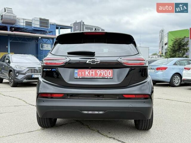 Черный Шевроле Bolt EV, объемом двигателя 0 л и пробегом 42 тыс. км за 19900 $, фото 7 на Automoto.ua