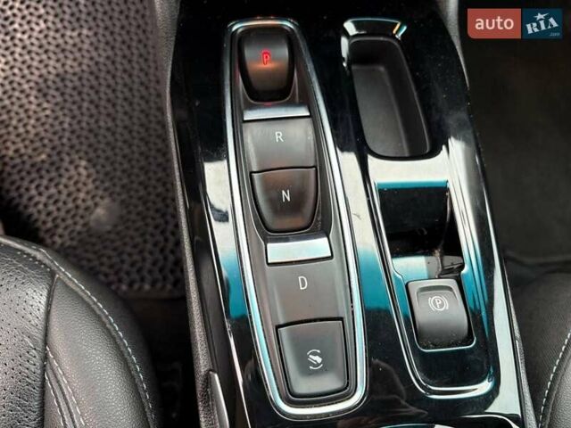 Чорний Шевроле Bolt EV, об'ємом двигуна 0 л та пробігом 71 тис. км за 18200 $, фото 9 на Automoto.ua