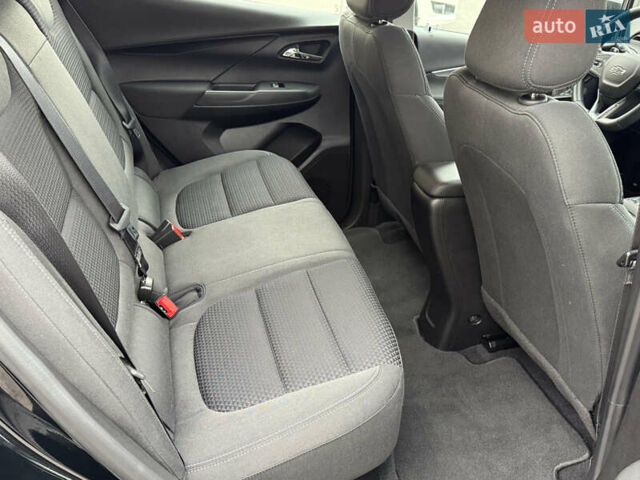 Черный Шевроле Bolt EV, объемом двигателя 0 л и пробегом 49 тыс. км за 18500 $, фото 6 на Automoto.ua