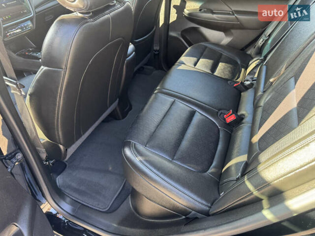 Черный Шевроле Bolt EV, объемом двигателя 0 л и пробегом 101 тыс. км за 17400 $, фото 15 на Automoto.ua