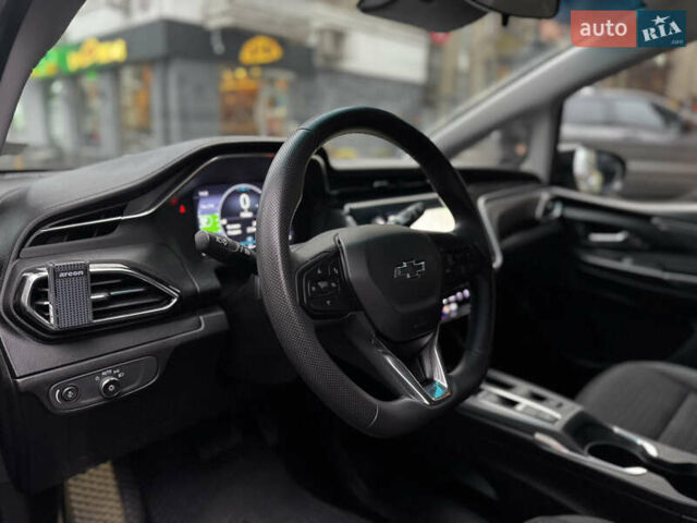 Черный Шевроле Bolt EV, объемом двигателя 0 л и пробегом 68 тыс. км за 19000 $, фото 8 на Automoto.ua