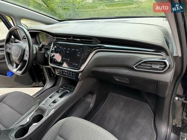 Черный Шевроле Bolt EV, объемом двигателя 0 л и пробегом 25 тыс. км за 17900 $, фото 8 на Automoto.ua