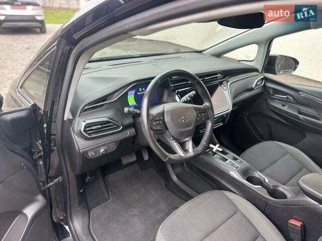 Черный Шевроле Bolt EV, объемом двигателя 0 л и пробегом 25 тыс. км за 17900 $, фото 9 на Automoto.ua