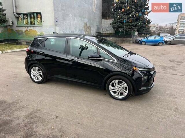 Черный Шевроле Bolt EV, объемом двигателя 0 л и пробегом 24 тыс. км за 16999 $, фото 5 на Automoto.ua