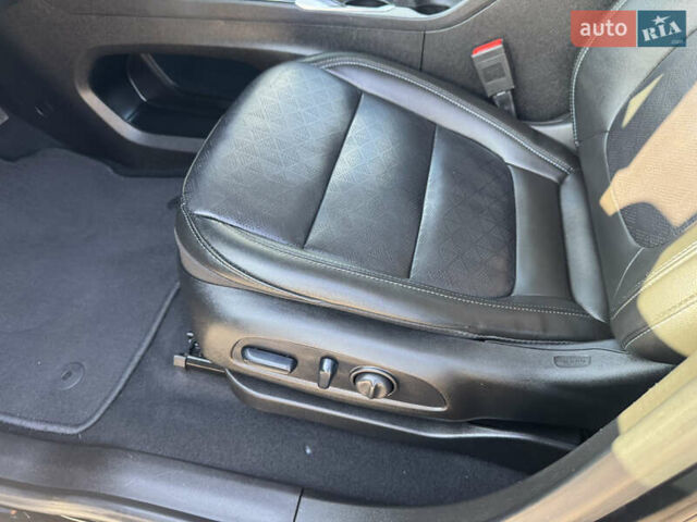 Черный Шевроле Bolt EV, объемом двигателя 0 л и пробегом 101 тыс. км за 17400 $, фото 8 на Automoto.ua