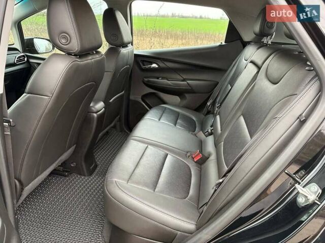 Чорний Шевроле Bolt EV, об'ємом двигуна 0 л та пробігом 71 тис. км за 18200 $, фото 14 на Automoto.ua