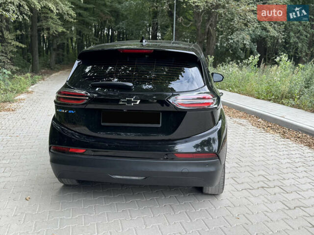 Черный Шевроле Bolt EV, объемом двигателя 0 л и пробегом 33 тыс. км за 17300 $, фото 4 на Automoto.ua