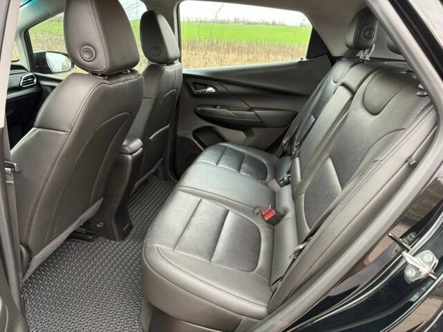 Чорний Шевроле Bolt EV, об'ємом двигуна 0 л та пробігом 71 тис. км за 18200 $, фото 6 на Automoto.ua