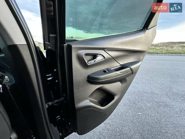 Шевроле Bolt EV 2023 в Виннице на Automoto.ua Черный Шевроле Bolt EV, объемом двигателя 0 л и пробегом 70 тыс. км за 22999 $, фото 76 на Automoto.ua