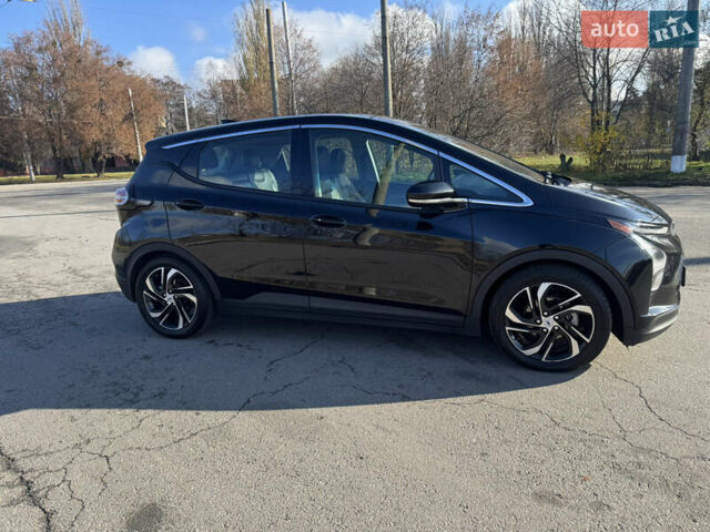 Черный Шевроле Bolt EV, объемом двигателя 0 л и пробегом 101 тыс. км за 17400 $, фото 4 на Automoto.ua