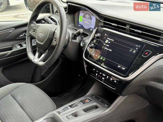 Черный Шевроле Bolt EV, объемом двигателя 0 л и пробегом 49 тыс. км за 18500 $, фото 2 на Automoto.ua