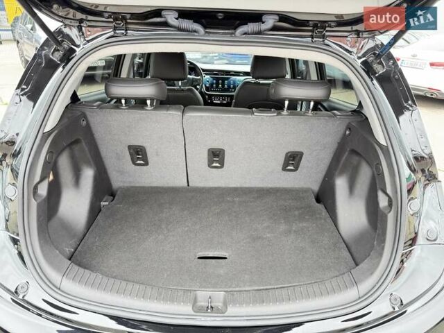 Черный Шевроле Bolt EV, объемом двигателя 0 л и пробегом 42 тыс. км за 19900 $, фото 8 на Automoto.ua