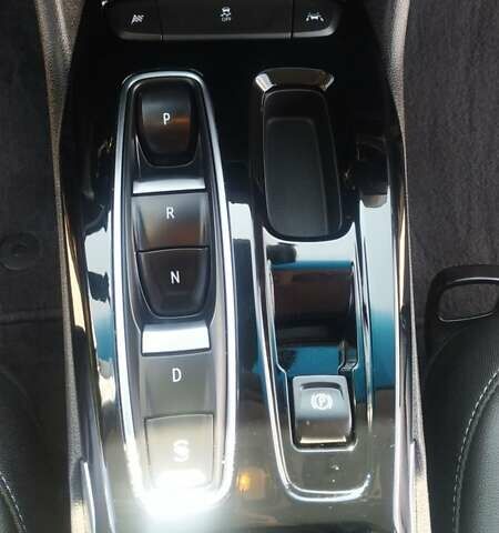 Фиолетовый Шевроле Bolt EV, объемом двигателя 0 л и пробегом 89 тыс. км за 17200 $, фото 48 на Automoto.ua