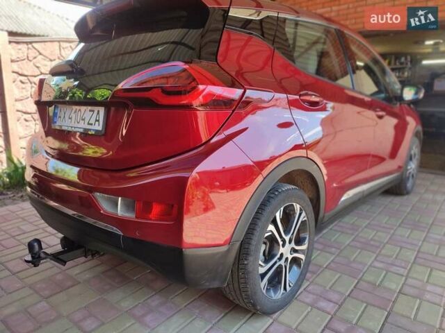 Красный Шевроле Bolt EV, объемом двигателя 0 л и пробегом 83 тыс. км за 13900 $, фото 3 на Automoto.ua