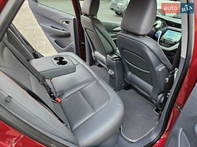 Красный Шевроле Bolt EV, объемом двигателя 0 л и пробегом 57 тыс. км за 15500 $, фото 19 на Automoto.ua
