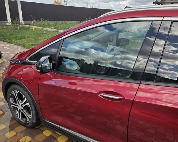 Красный Шевроле Bolt EV, объемом двигателя 0 л и пробегом 176 тыс. км за 14700 $, фото 16 на Automoto.ua