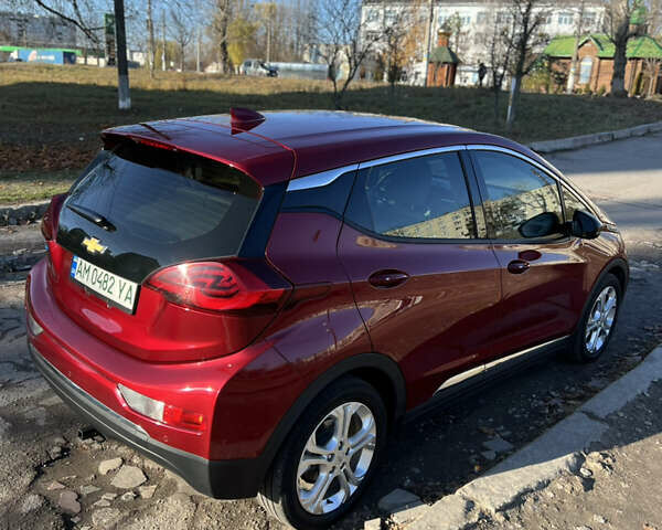 Красный Шевроле Bolt EV, объемом двигателя 0 л и пробегом 55 тыс. км за 16800 $, фото 7 на Automoto.ua