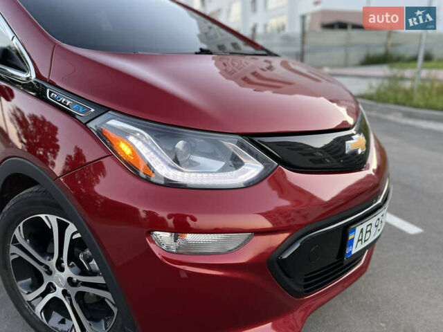 Красный Шевроле Bolt EV, объемом двигателя 0 л и пробегом 155 тыс. км за 14499 $, фото 4 на Automoto.ua