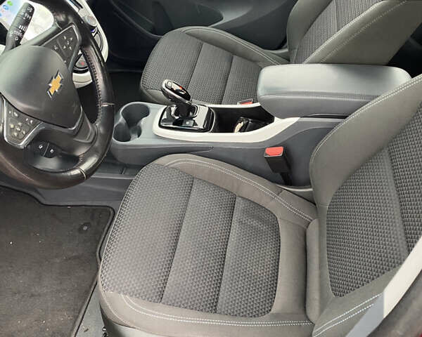 Червоний Шевроле Bolt EV, об'ємом двигуна 0 л та пробігом 221 тис. км за 12300 $, фото 12 на Automoto.ua