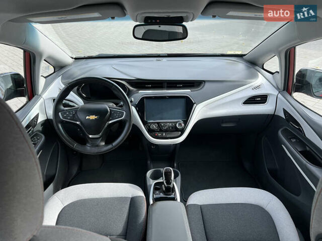 Красный Шевроле Bolt EV, объемом двигателя 0 л и пробегом 235 тыс. км за 12750 $, фото 9 на Automoto.ua