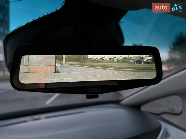 Красный Шевроле Bolt EV, объемом двигателя 0 л и пробегом 155 тыс. км за 14499 $, фото 35 на Automoto.ua