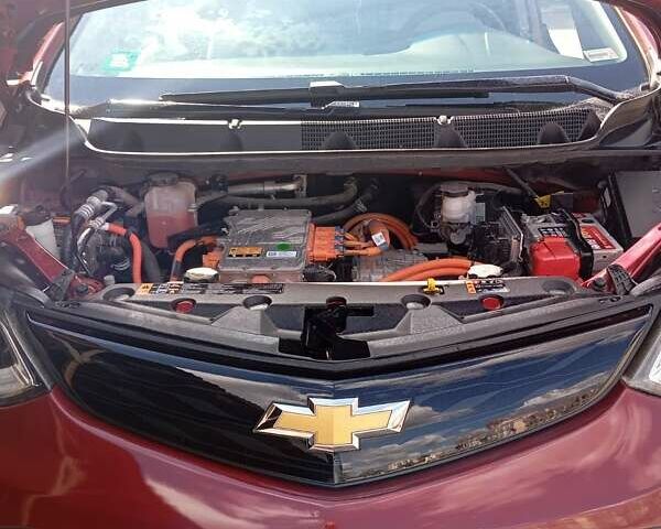 Красный Шевроле Bolt EV, объемом двигателя 0 л и пробегом 67 тыс. км за 14550 $, фото 23 на Automoto.ua