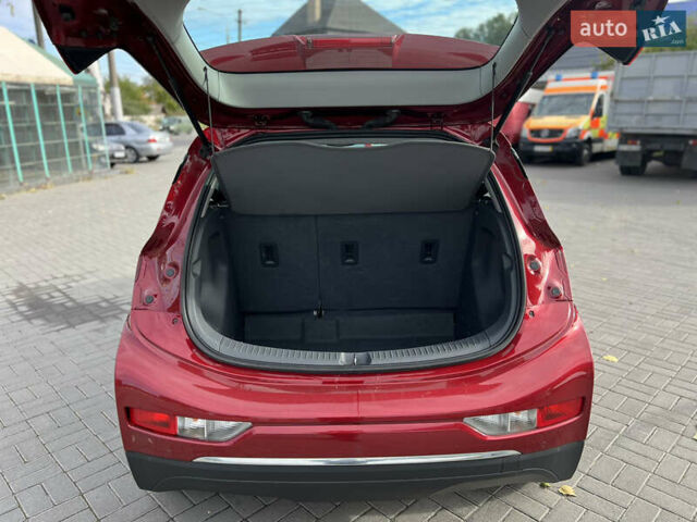 Красный Шевроле Bolt EV, объемом двигателя 0 л и пробегом 235 тыс. км за 12750 $, фото 10 на Automoto.ua