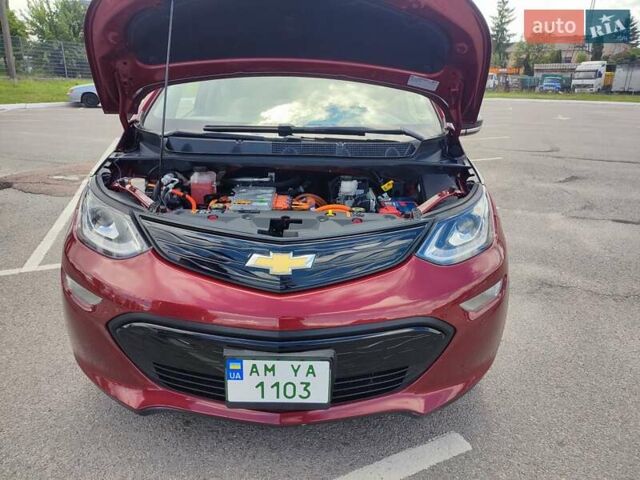 Красный Шевроле Bolt EV, объемом двигателя 0 л и пробегом 55 тыс. км за 23990 $, фото 22 на Automoto.ua