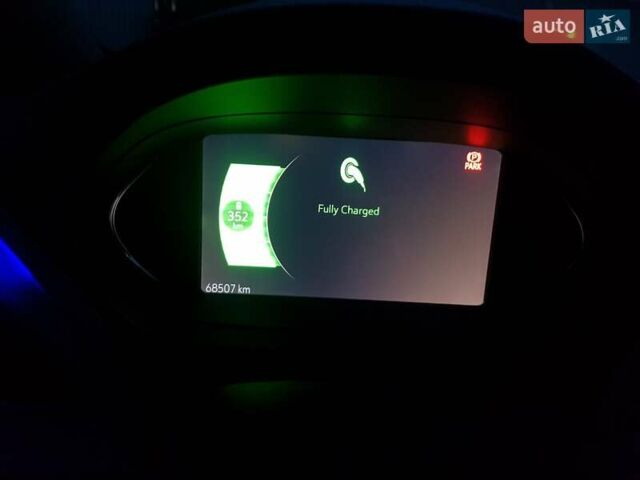 Червоний Шевроле Bolt EV, об'ємом двигуна 0 л та пробігом 68 тис. км за 9999 $, фото 3 на Automoto.ua