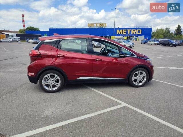 Красный Шевроле Bolt EV, объемом двигателя 0 л и пробегом 55 тыс. км за 23990 $, фото 10 на Automoto.ua