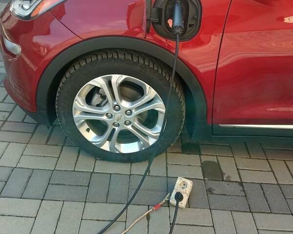 Красный Шевроле Bolt EV, объемом двигателя 0 л и пробегом 48 тыс. км за 14500 $, фото 11 на Automoto.ua