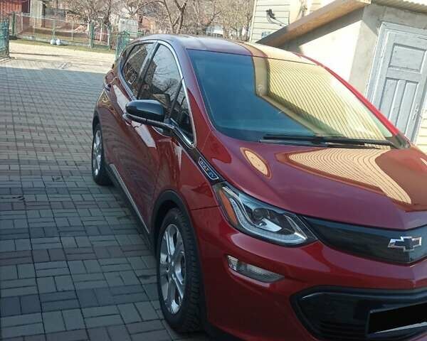 Красный Шевроле Bolt EV, объемом двигателя 0 л и пробегом 48 тыс. км за 14500 $, фото 1 на Automoto.ua